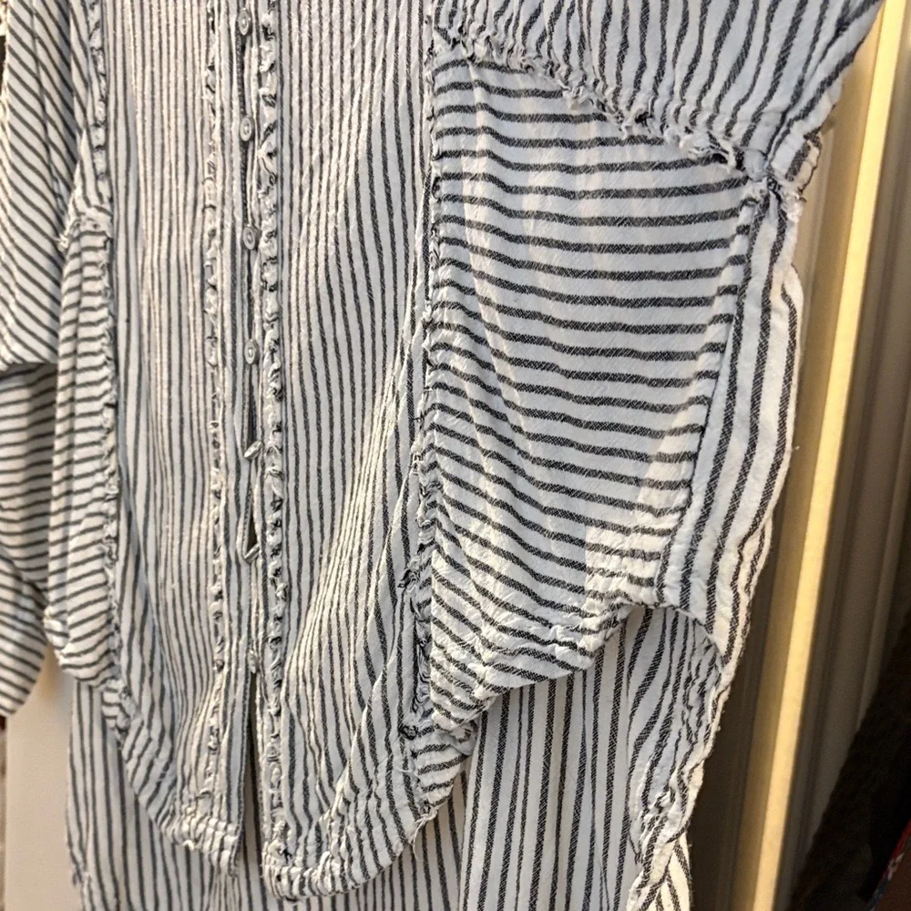 “WE THE FREE”Black and White Striped Baggy Blouse - Picture 7 of 16
